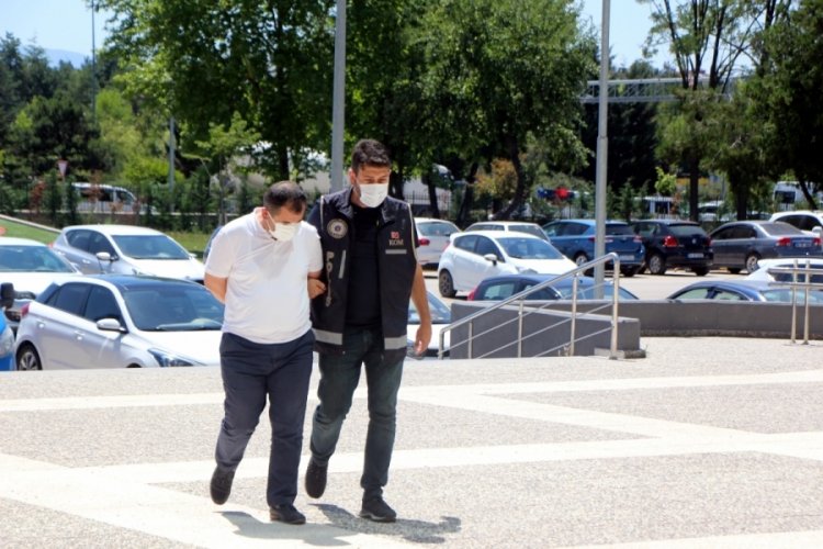 Bolu'da hapis cezasıyla aranan bankacı yakalandı