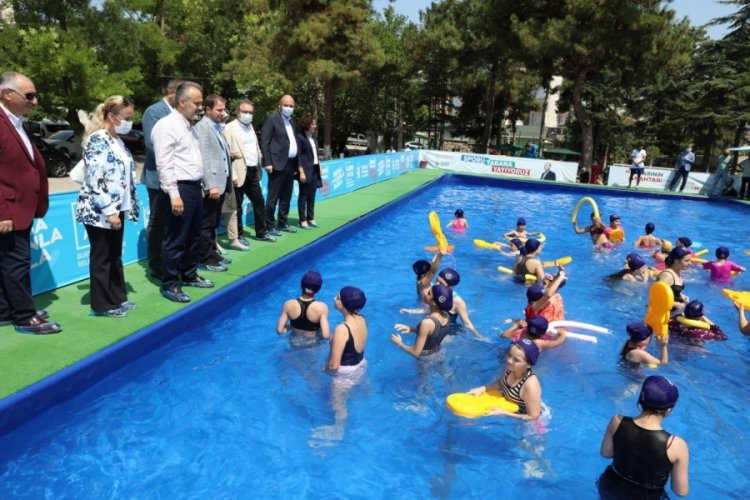 Bursa'da yüzme bilmeyen çocuk kalmayacak!