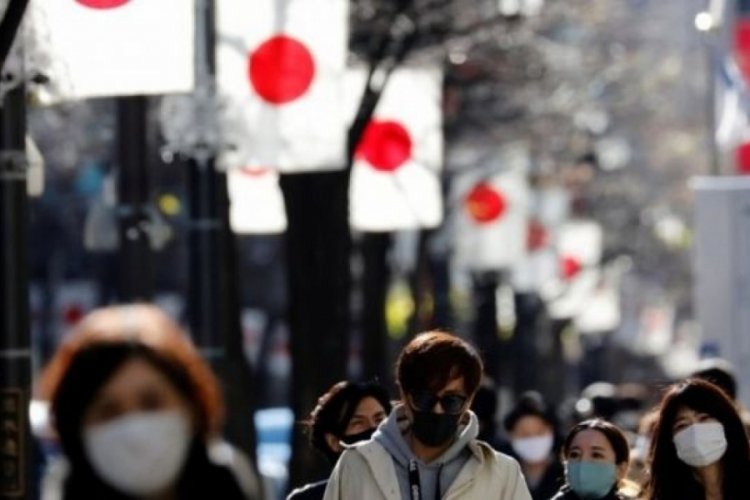 Japonya'da karantina kurallarına uymayanlar afişe ediliyor