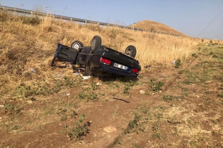 Şarampole devrilen araçtaki çifti ölüm ayırdı