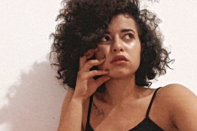Azra cinayetinde kan donduran g&ouml;r&uuml;nt&uuml;! Gen&ccedil; kızı taşıdığı g&ouml;r&uuml;nt&uuml;ler ortaya &ccedil;ıktı