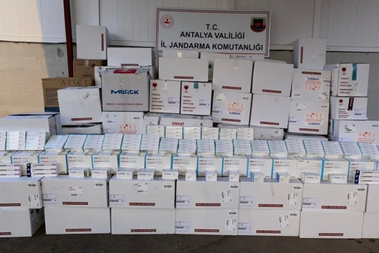 Antalya'da 3 milyonluk kaçakçılık operasyonu