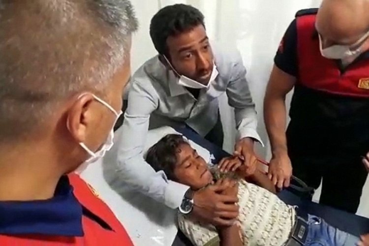 Balık tutarken olta kışına battı