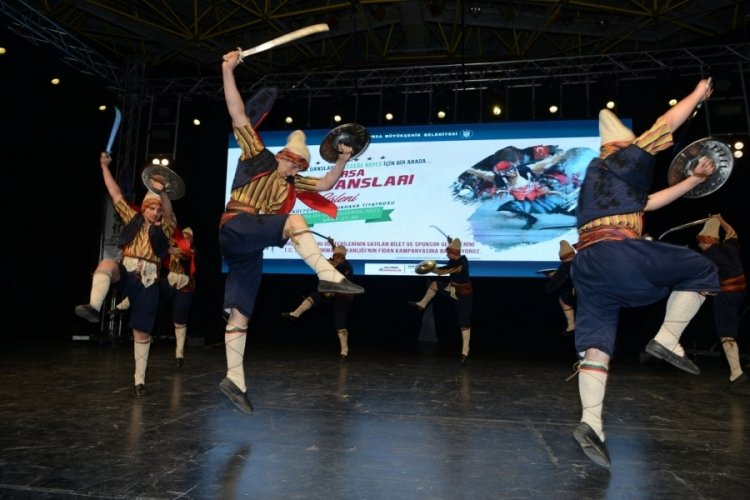 Bursa'da halk dansları ekiplerinden duygulandıran destek