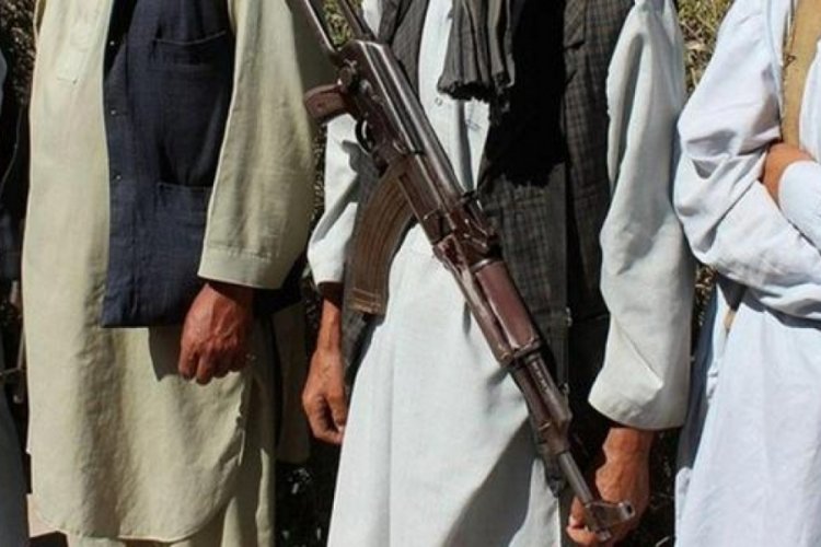 Taliban ilk kez vilayet başkenti ele ge&ccedil;irdi