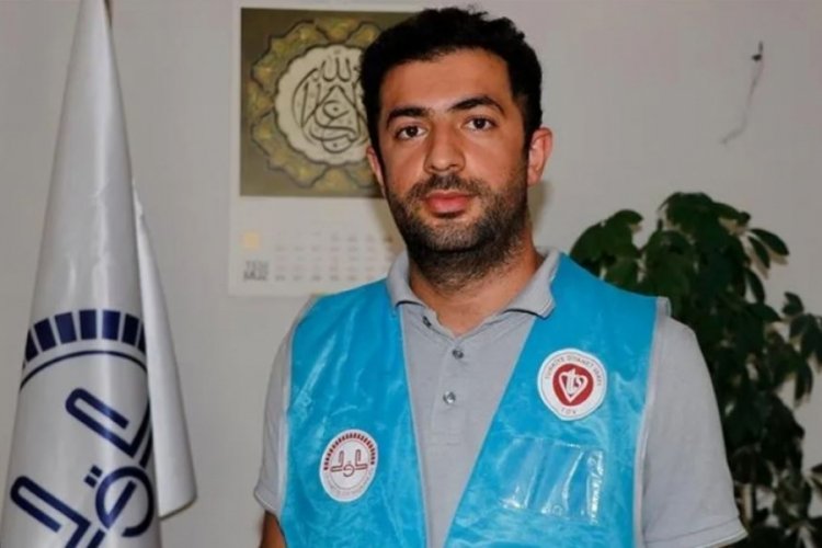 Muğla'da yangın s&ouml;nd&uuml;rme g&ouml;n&uuml;ll&uuml;s&uuml;n&uuml;n o anları sosyal medyada g&uuml;l&uuml;msetmişti