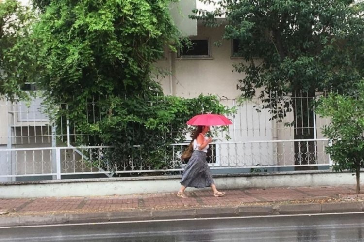 Antalya'ya beklenen yağmur geldi