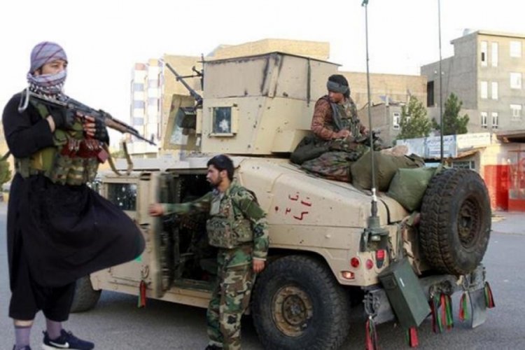 ABD ve İngiltere'den vatandaşlarına Afganistan'ı derhal terk edin &ccedil;ağrısı