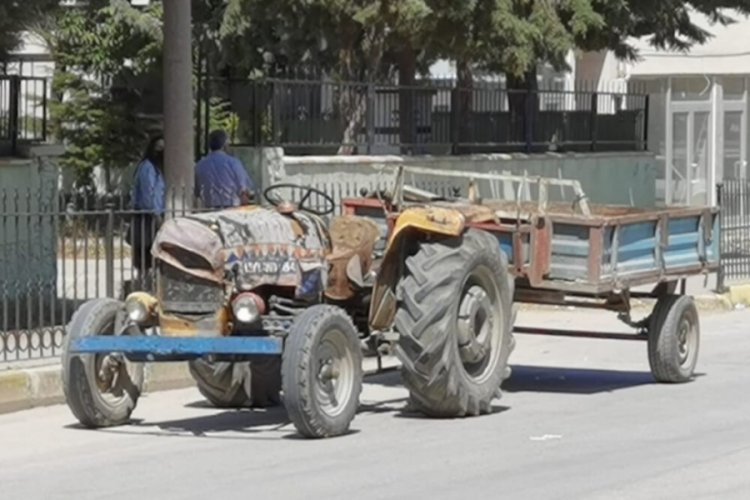 Bursa'da trakt&ouml;r&uuml;n altında kalan ilkokul &ouml;ğrencisi kurtarılamadı