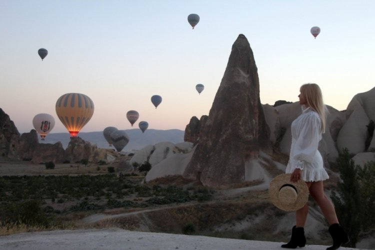 Kapadokya'yı temmuzda 370 bin 534 turist ziyaret etti
