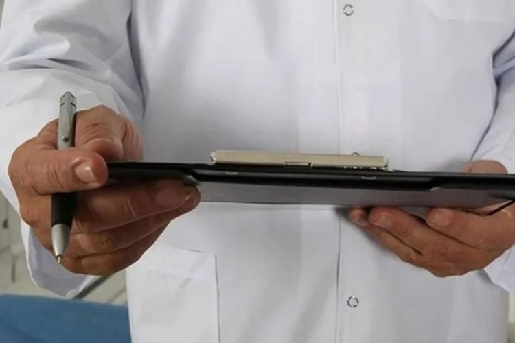 60 yaş &uuml;st&uuml; ve engelli doktorlara yeni karar!