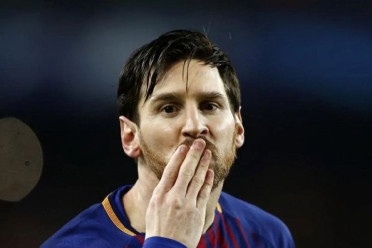 D&uuml;nyaca &uuml;nl&uuml; futbolcu Messi basın toplantısı d&uuml;zenleyecek