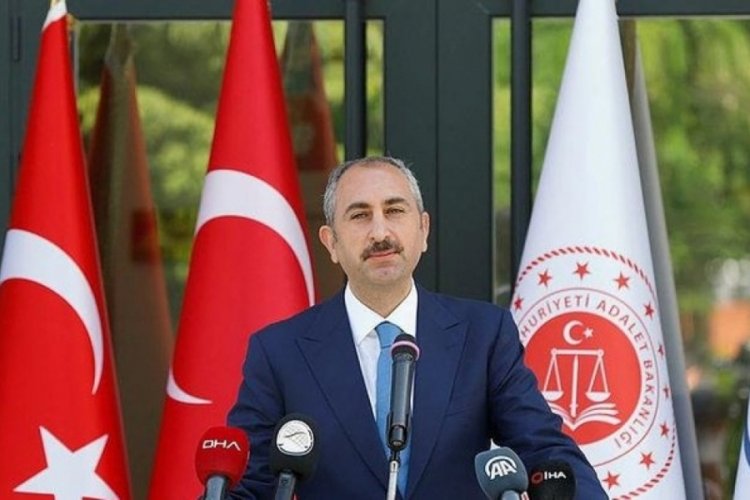 Bakan G&uuml;l, Muğla'da yanan alanlarda incelemelerde bulundu