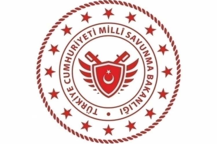 MSB: Urla'daki yangını s&ouml;nd&uuml;rme &ccedil;alışmalarına destek i&ccedil;in personel ve iş makinesi g&ouml;revlendirildi