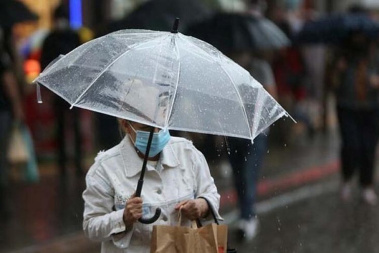 Meteoroloji il il a&ccedil;ıkladı! Sağanak yağışlar devam ediyor