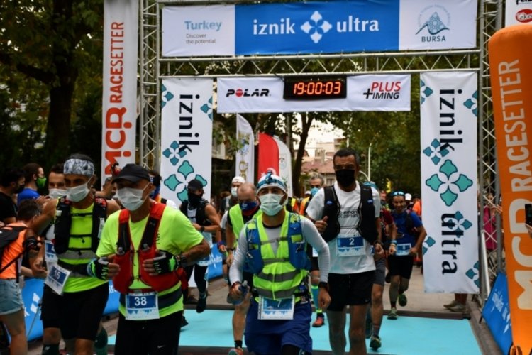 Bursa'da İznik Ultra Maratonu bin sporcunun katılımıyla gerçekleşti!