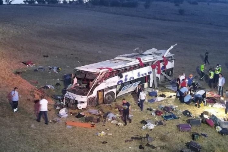 Peş peşe gelen &ouml;l&uuml;ml&uuml; kazaların ardından kritik uyarılar