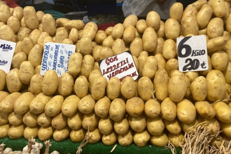 Bursa'da enflasyon sonrası pazarda son durum ne? Esnaf: Artık paranın bir değeri kalmadı (&Ouml;ZEL HABER)