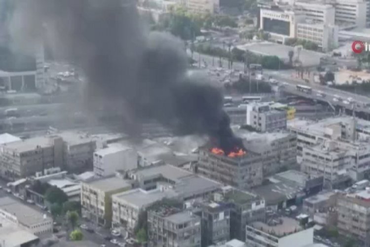 Tel Aviv'deki bina alevlere teslim oldu