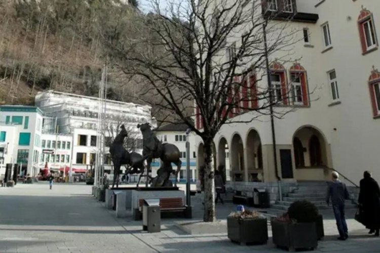 Sarıyer'den daha k&uuml;&ccedil;&uuml;k olan &uuml;lkede kişi başına d&uuml;şen kumarhane sayısı şaşırttı