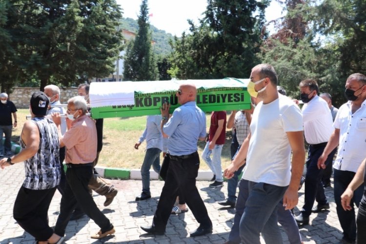 Balıkesir'deki kazada &ouml;len ikinci şof&ouml;r toprağa verildi