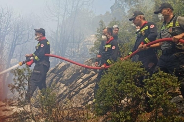 Adalet Bakanı G&uuml;l'den CEKUT ekiplerine &ouml;vg&uuml; dolu s&ouml;zler