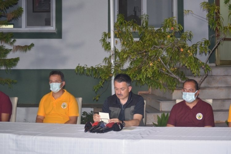 Tarım ve Orman Bakanı Pakdemirli, yangınlarla ilgili a&ccedil;ıklamalarda bulundu