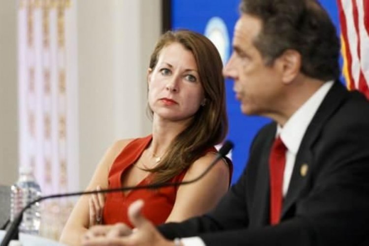 Cinsel tacizle su&ccedil;lanan Cuomo'nun yardımcısı Melissa DeRosa istifa etti!
