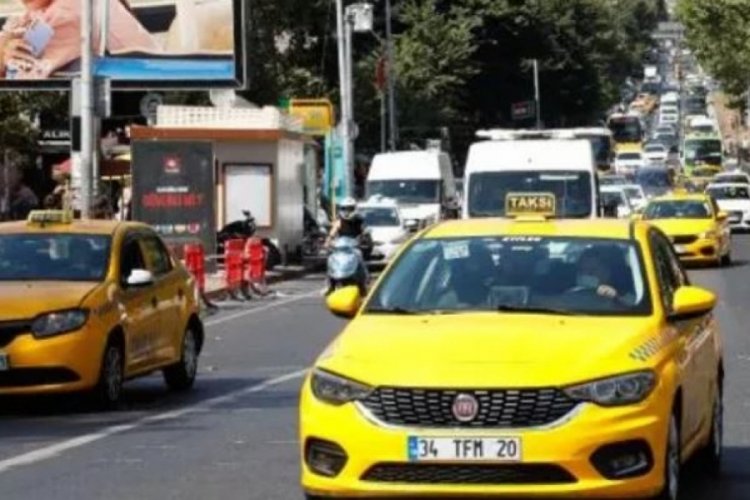 İstanbul'da taksici ve yolcu arasında '&uuml;cretli yol' tartışması yaşandı