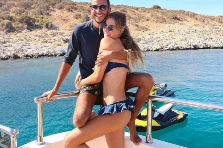 Şeyma Subaşı ailesiyle ve sevgilisiyle tatilde!