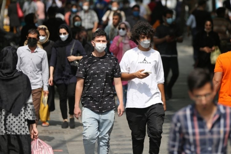 İran'da son 24 saatte 508 kişi Kovid-19'dan hayatını kaybetti