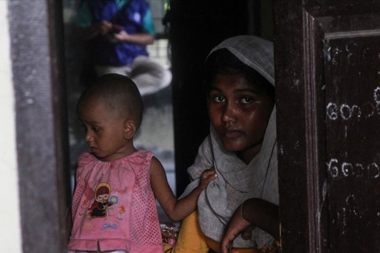 Bangladeş Arakanlı M&uuml;sl&uuml;manlar i&ccedil;in Kovid-19 aşı uygulamalarına başladı