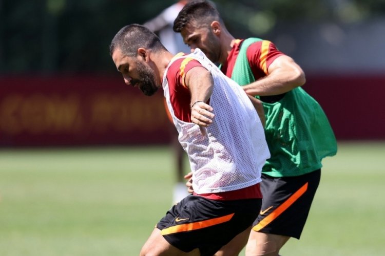 Galatasaray, St. Johnstone ma&ccedil;ı hazırlıklarını s&uuml;rd&uuml;rd&uuml;