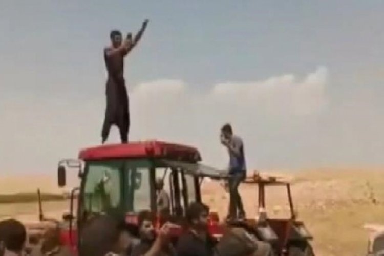 Şanlıurfa'da jandarmaya taş atan 2 kişiye g&ouml;zaltı
