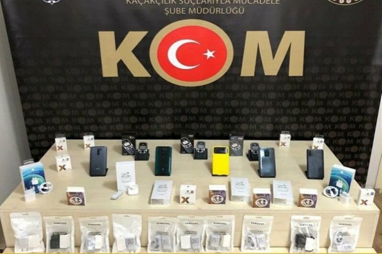 İzmir'de 2 milyon liralık ka&ccedil;ak &uuml;r&uuml;ne operasyon!