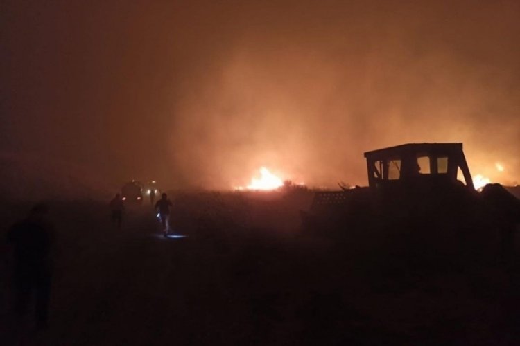 &Ccedil;eşme'de &ccedil;ıkan yangın kontrol altına alındı