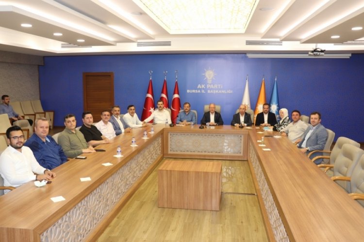 M&Uuml;SİAD Bursa Şubesi'den AK Parti İl Başkanlığına ziyaret