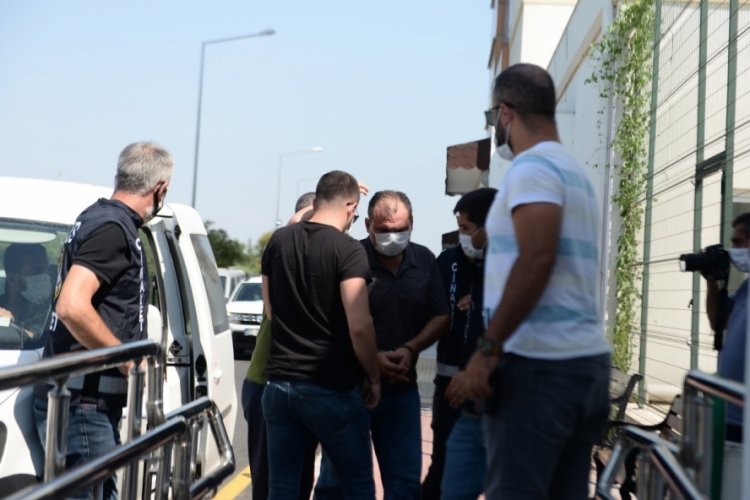 Adana'da &ccedil;ifte cinayet sanığı vali yardımcısı: Annem yaptığı yemeğin parasını istiyordu