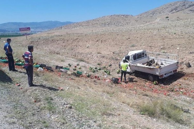 Burdur'da feci kaza! 1 &ouml;l&uuml;, 1 yaralı