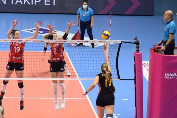 Nil&uuml;fer Belediyespor sezonu Eczacıbaşı ile a&ccedil;acak