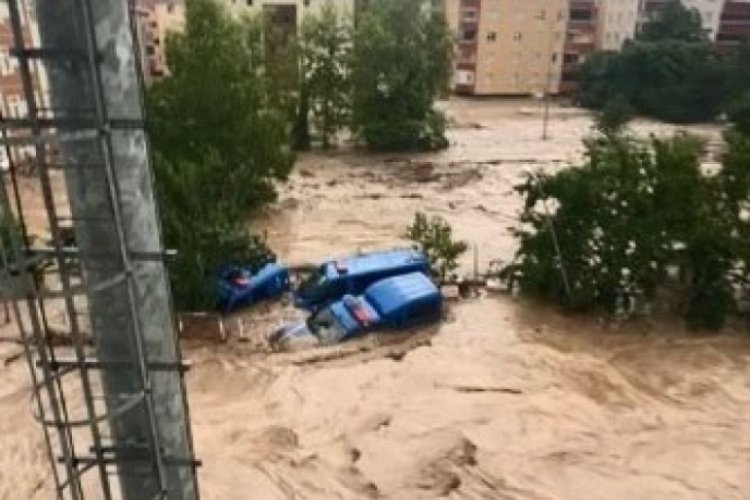 Jandarma komutanlığını su bastı!