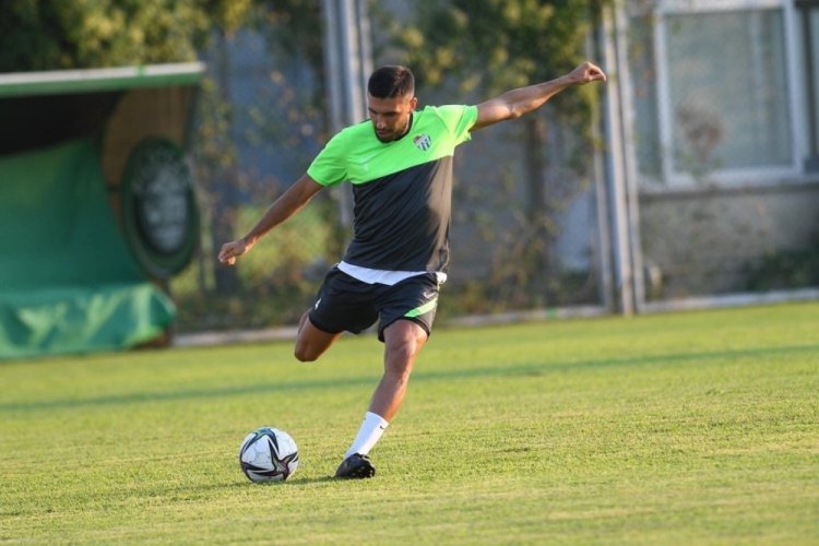 Bursaspor g&uuml;n&uuml; &ccedil;ift antrenmanla bitirdi