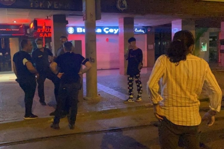 Bursa'da g&uuml;nl&uuml;k dairedeki tartışmada boynundan vuruldu! 1 ağır yaralı