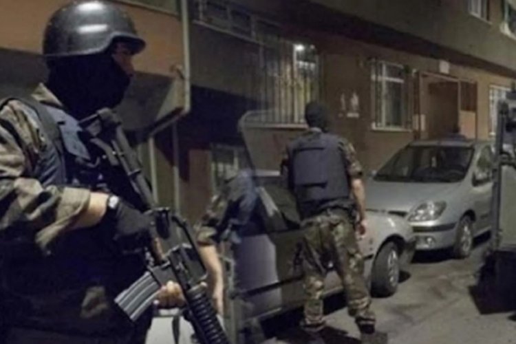 İstanbul'da 8 il&ccedil;ede narkotik operasyonu d&uuml;zenlendi