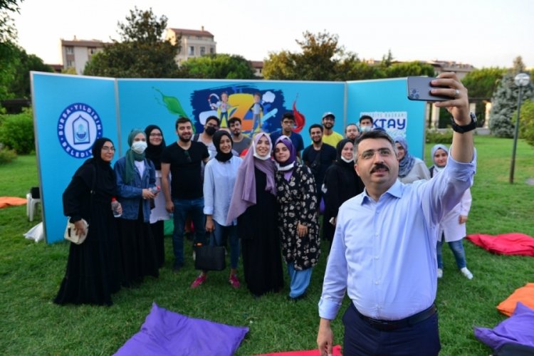 Bursa'da başkan ve gen&ccedil;lerin "Z Sohbeti"