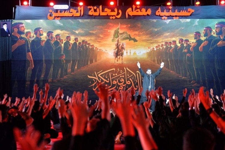 İran'da muharrem ayı etkinlikleri yapılıyor