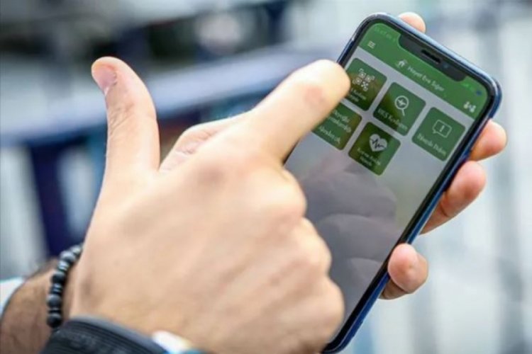İzmir'de sahte aşı kartı iddiası: 1 hemşire g&ouml;zaltına alındı