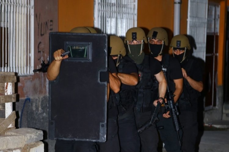 Adana'da şafak vakti d&uuml;zenlenen PKK/KCK operasyonuyla 9 kişi g&ouml;zaltına alındı