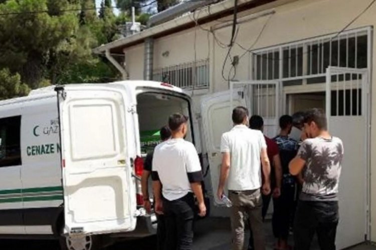 Gaziantep'te esrarengiz olay! Sırtından vurup ka&ccedil;tı