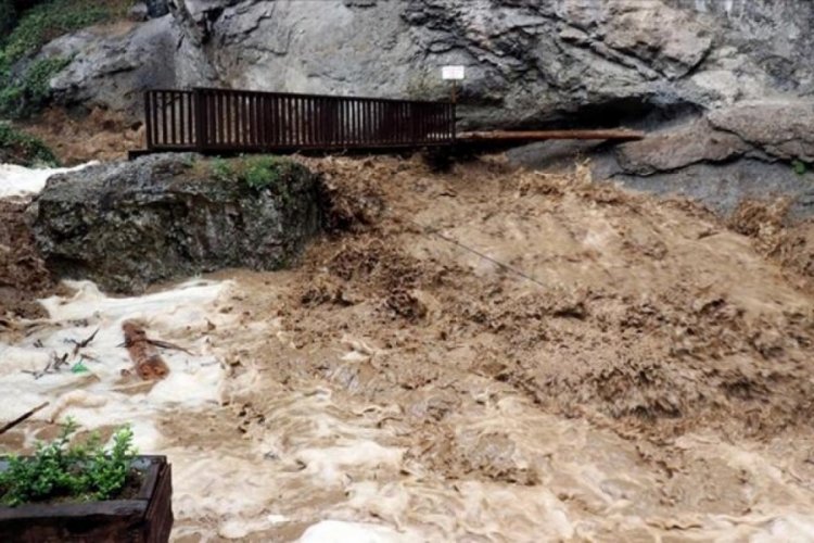 Meteoroloji, Doğu Karadeniz i&ccedil;in yağış uyarısı yaptı